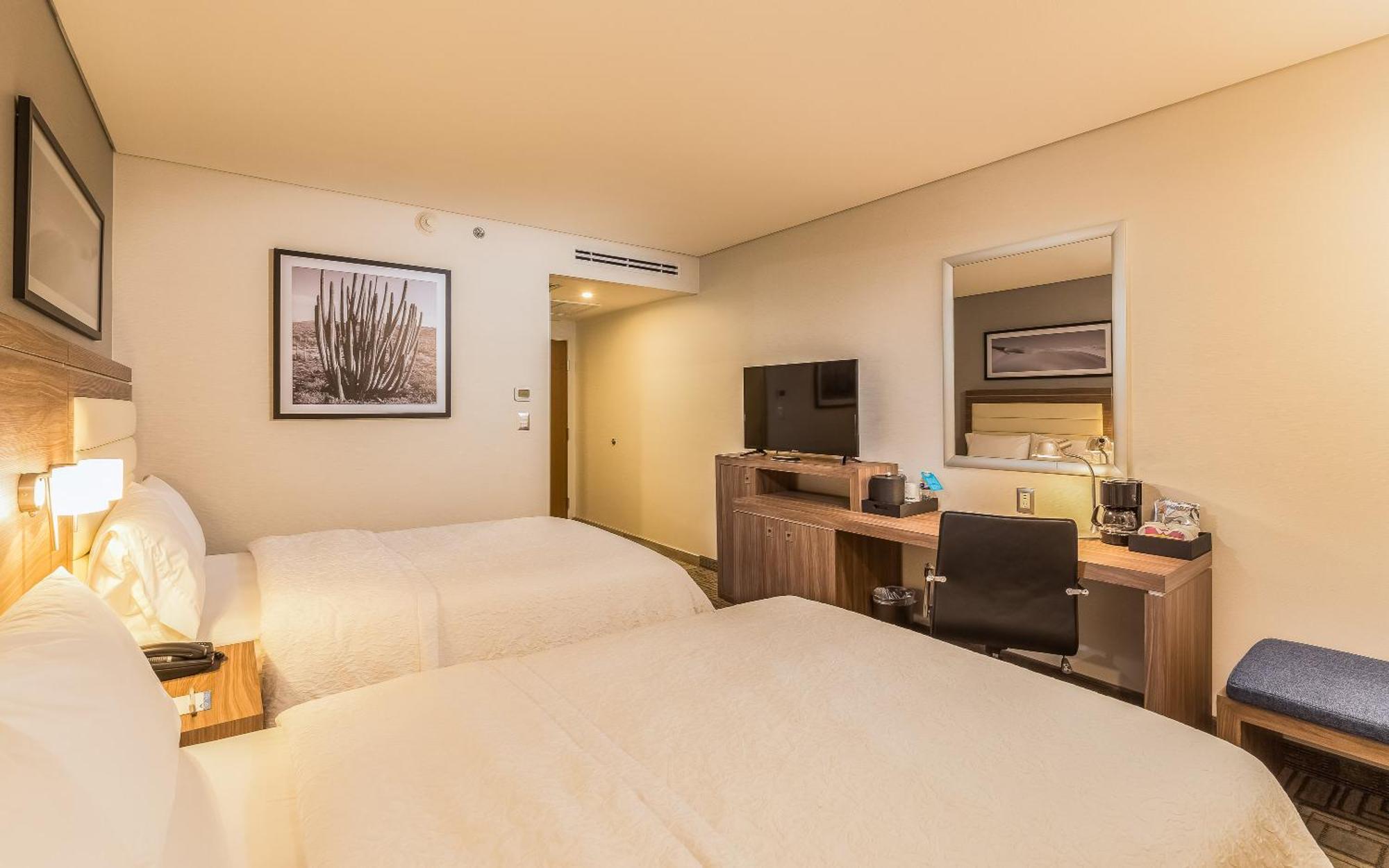 Hampton Inn By Hilton Tijuana Exterior foto